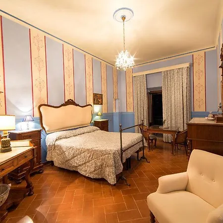Charming Marcialla