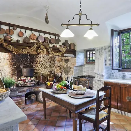 Alojamento de Acomodação e Pequeno-almoço Charming Marcialla Tavarnelle Val di Pesa