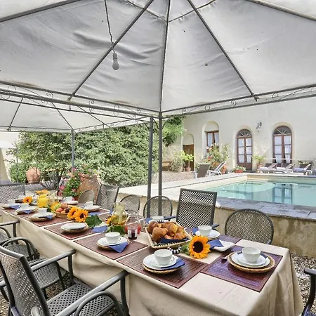 Alojamento de Acomodação e Pequeno-almoço Charming Marcialla Tavarnelle Val di Pesa